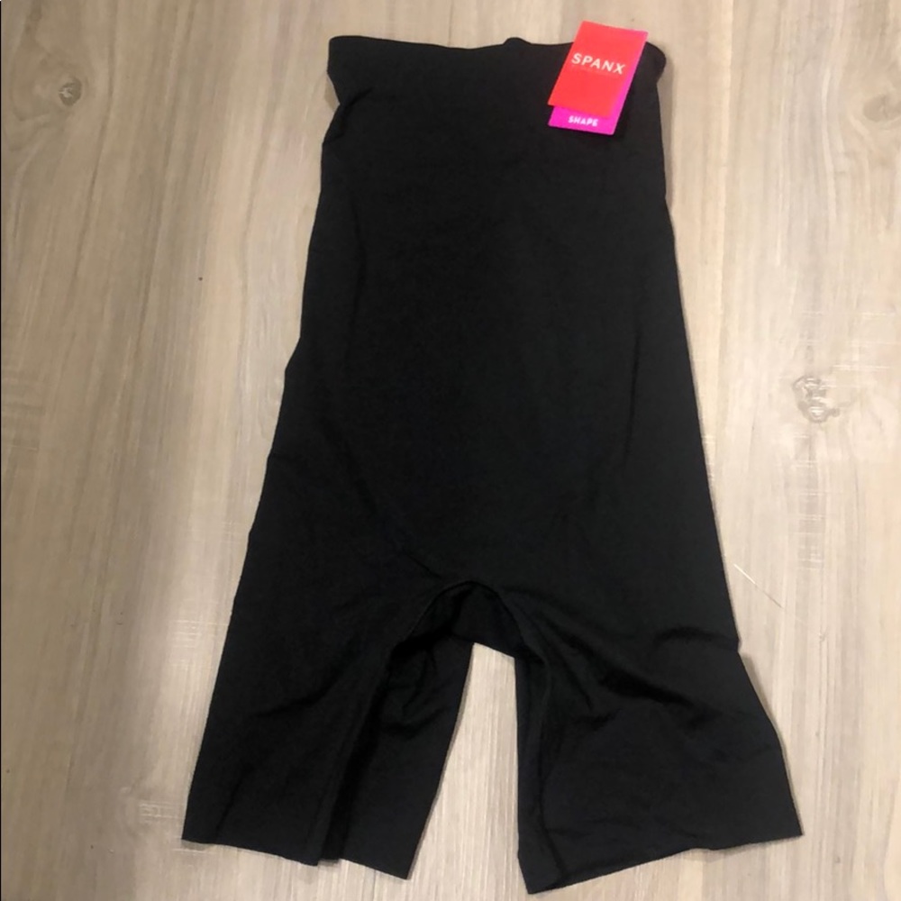 Spanx high waisted mid tigh short